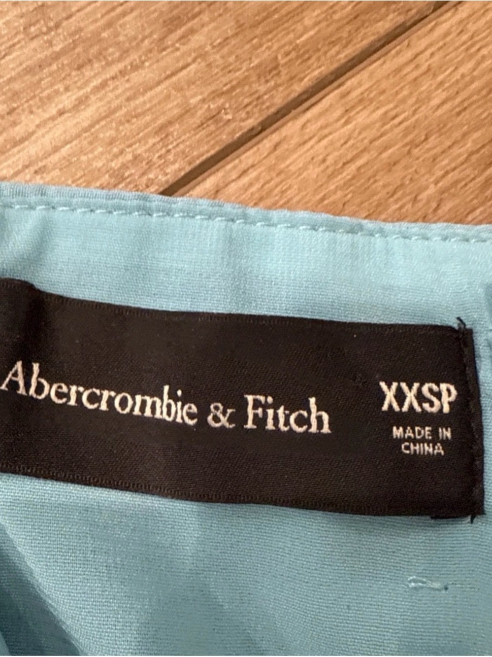 Abercrombie & Fitch Off-Shoulder Twist Midi Dress in Light Blue - Picture 7 of 8